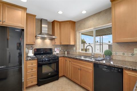 9750 Hinsdale St, Santee, CA 92071 photo 6