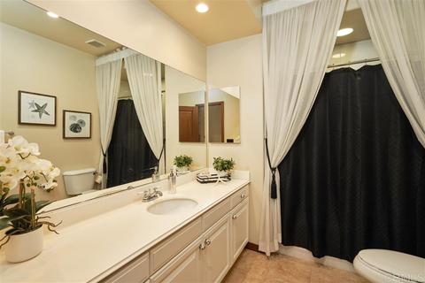 7554 Circulo Sequoia, Carlsbad, CA 92009 photo 10