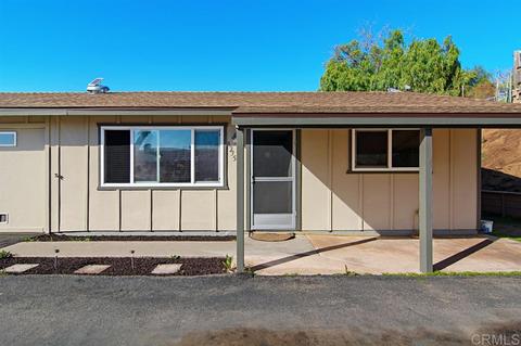 8233-35 Jema Way, Lakeside, CA 92040 photo 4