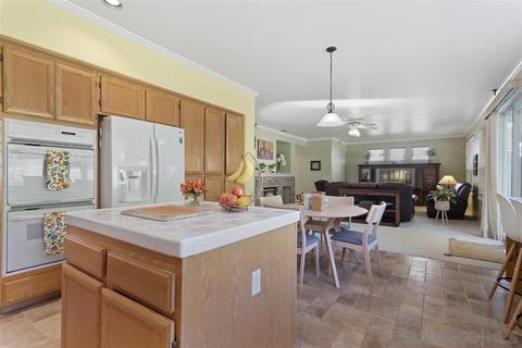 5087 Palmera, Oceanside, CA 92056 photo 9