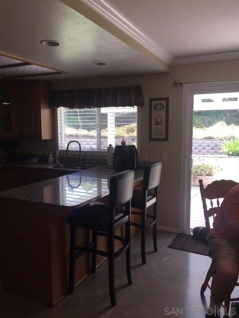 13521 Laguna Vis, El Cajon, CA 92021 photo 5