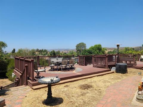 9602 Dorsal Dr, Lakeside, CA 92040 photo 2