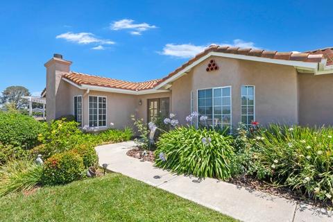 2208 Crest Hill Ln, Fallbrook, CA 92028 photo 2