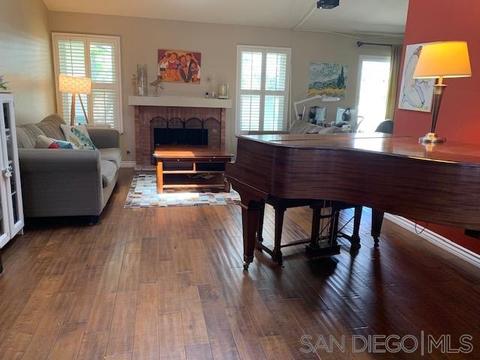 2710 Glasgow Dr, Carlsbad, CA 92010 photo 3