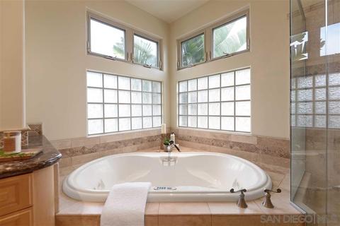 522 Sea Ln, La Jolla, CA 92037 photo 18