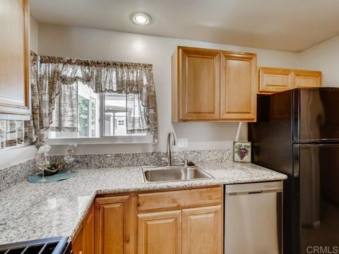 1607 Peacock Blvd, Oceanside, CA 92056 photo 4