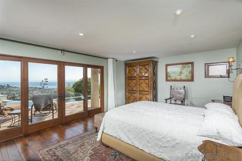 7258 Encelia Dr, La Jolla, CA 92037 photo 14