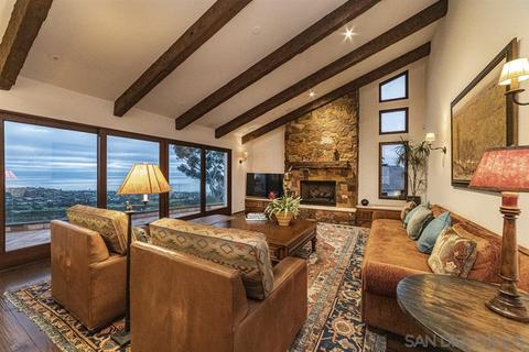 7258 Encelia Dr, La Jolla, CA 92037 photo 9