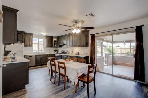 2940 Luana Dr, Oceanside, CA 92056 photo 5