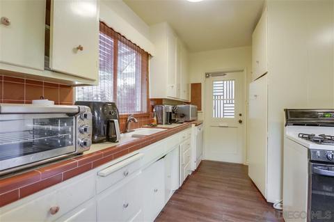 1529 10th St, Coronado, CA 92118 photo 9