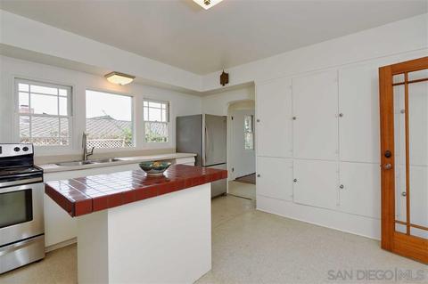 5931 Bellevue, La Jolla, CA 92037 photo 10