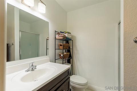 2722 Diaz Gln, Escondido, CA 92027 photo 11