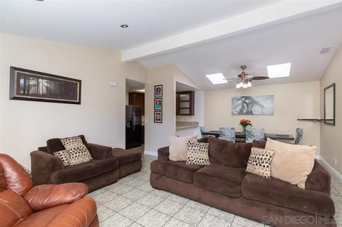 2722 Diaz Gln, Escondido, CA 92027 photo 4