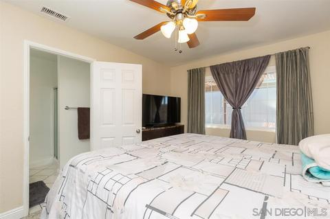 2722 Diaz Gln, Escondido, CA 92027 photo 10