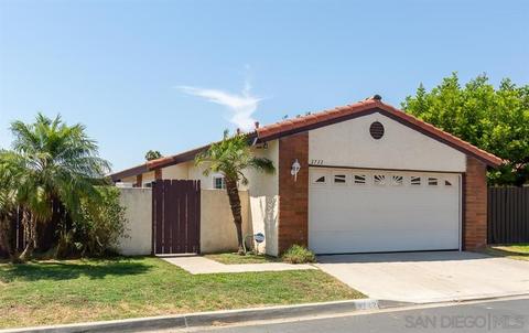 2722 Diaz Gln, Escondido, CA 92027 photo 1