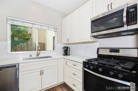 1922 Olivia Gln, Escondido, CA 92025 photo 11