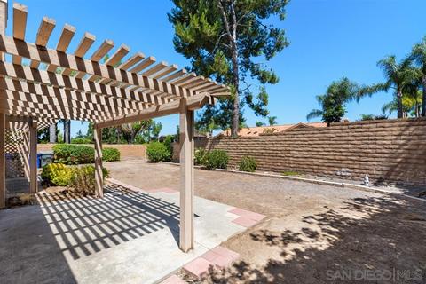1356 Beringer Ln, Vista, CA 92081 photo 24