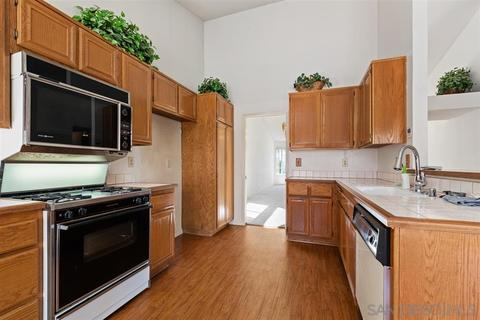 1356 Beringer Ln, Vista, CA 92081 photo 12