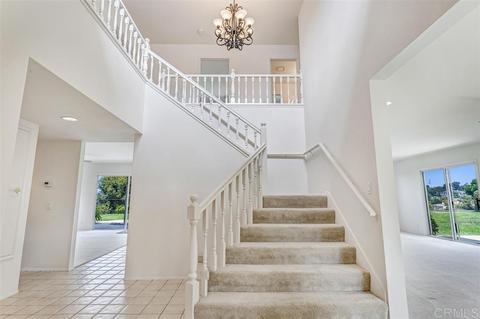 2344 Kimberly Ct, Carlsbad, CA 92008 photo 4
