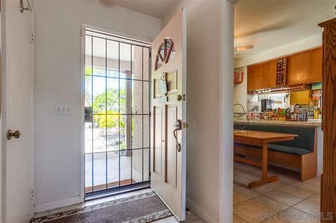 16135 Scarbery Rd, Ramona, CA 92065 photo 4