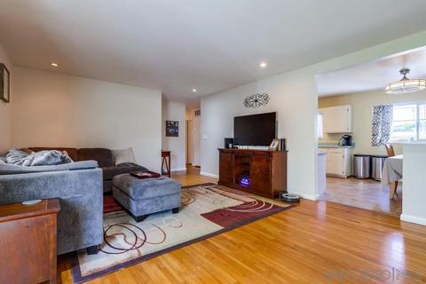 7671 El Paso, La Mesa, CA 91942 photo 4