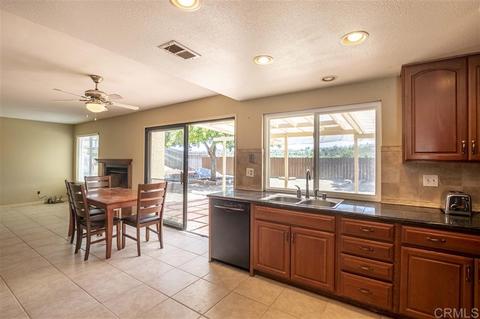3582 Prestwick Cir, Oceanside, CA 92056 photo 8