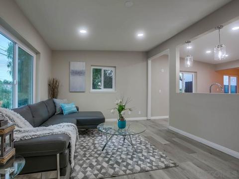 909 Capistrano Dr, Oceanside, CA 92058 photo 5
