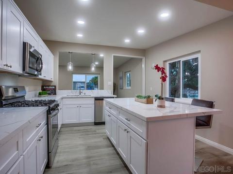 909 Capistrano Dr, Oceanside, CA 92058 photo 8