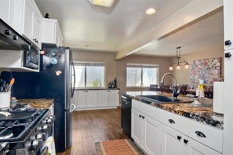 9706 Halberns Blvd, Santee, CA 92071 photo 7