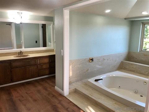 705 Berkeley Way, Vista, CA 92084 photo 15