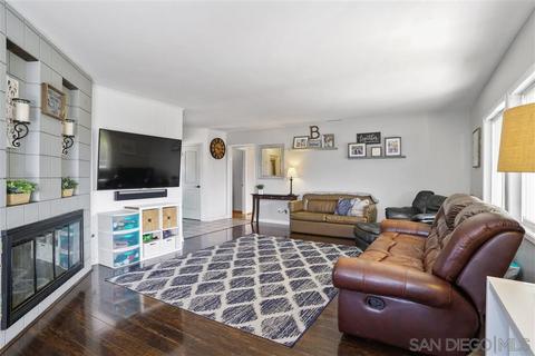 6355 Kimi Ln, La Mesa, CA 91942 photo 4