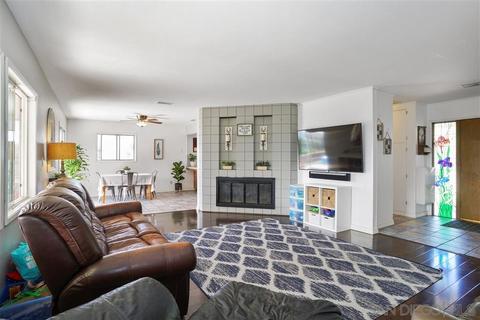 6355 Kimi Ln, La Mesa, CA 91942 photo 5