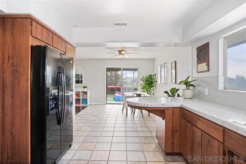 6355 Kimi Ln, La Mesa, CA 91942 photo 11