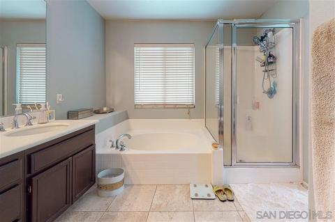 80 Crocus, Redlands, CA 92373 photo 12