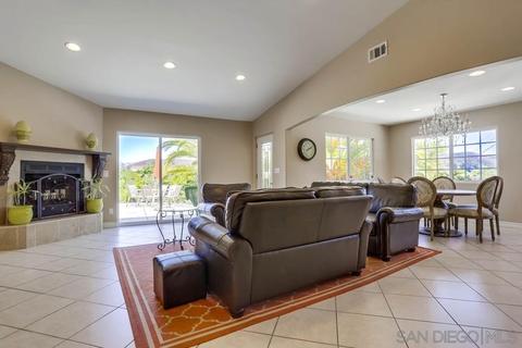 12132 Old Pomerado Rd, Poway, CA 92064 photo 5