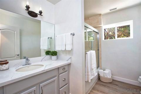 918 Sandpiper Pl, La Jolla, CA 92037 photo 17
