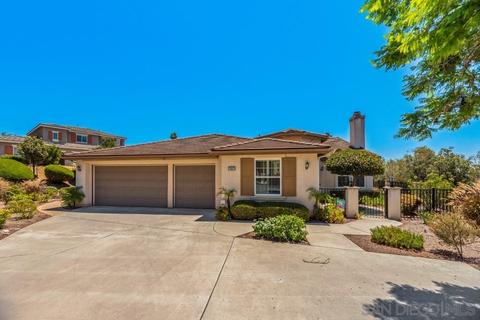 1563 Fairmount Pl, Escondido, CA 92027 photo 2