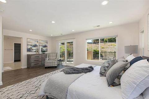 310 Mission View Way, Oceanside, CA 92057 photo 17