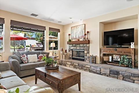 2438 Pine Valley Gln, Escondido, CA 92026 photo 6
