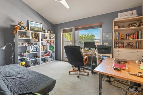 2390 Botella Pl, Carlsbad, CA 92009 photo 20