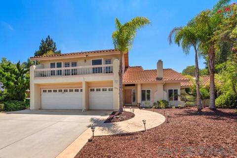 2390 Botella Pl, Carlsbad, CA 92009 photo 1