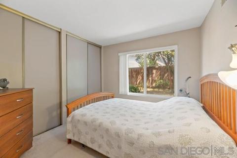 2390 Botella Pl, Carlsbad, CA 92009 photo 13
