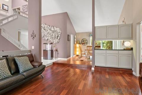 2390 Botella Pl, Carlsbad, CA 92009 photo 4
