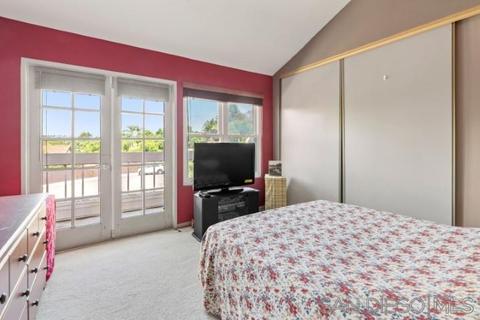 2390 Botella Pl, Carlsbad, CA 92009 photo 18