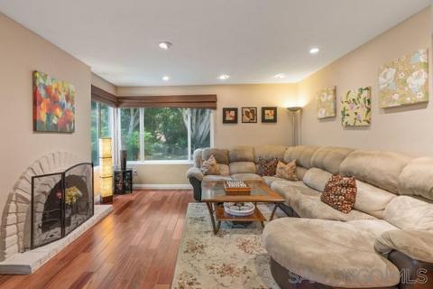 2390 Botella Pl, Carlsbad, CA 92009 photo 9