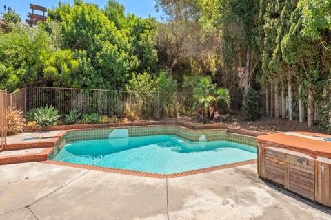 2390 Botella Pl, Carlsbad, CA 92009 photo 24