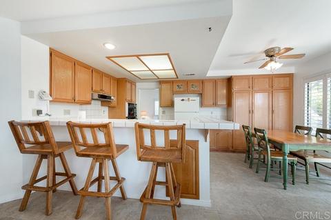 1098 E J St, Chula Vista, CA 91910 photo 6