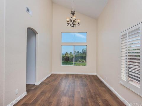 3732 Via Las Villas, Oceanside, CA 92056 photo 5