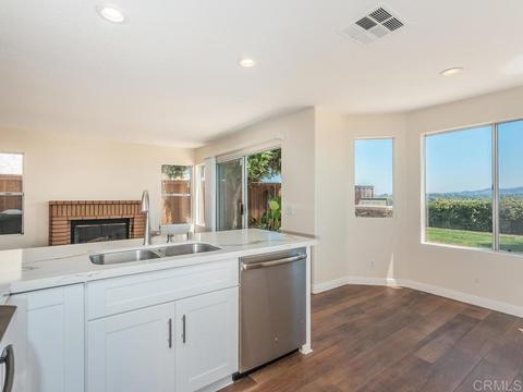 3732 Via Las Villas, Oceanside, CA 92056 photo 8