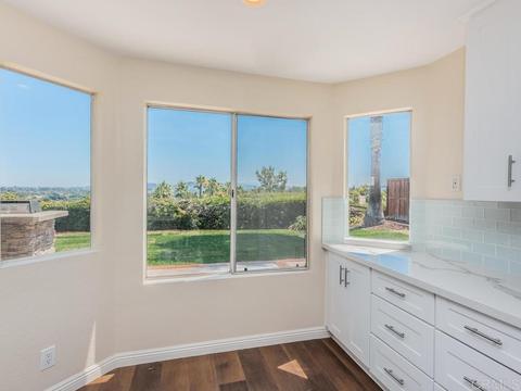 3732 Via Las Villas, Oceanside, CA 92056 photo 9